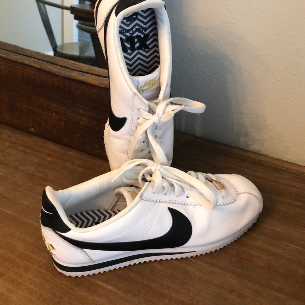 Nike Classic Cortez. 7.5